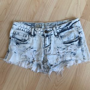 acid wash shorts